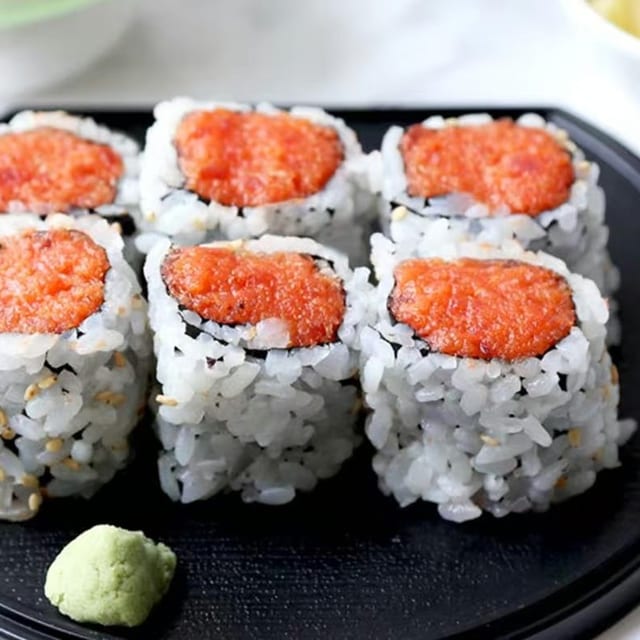 Spicy Tuna Roll.